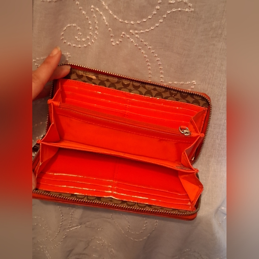 Coach Vibrant Orange Crossgrain Leather Zip Wallet L1432 - Picture 3 of 3